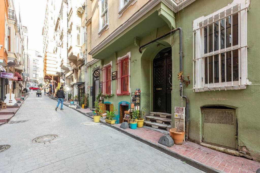Sincere Istanbul Experience In Galata Area. Appartamento Esterno foto